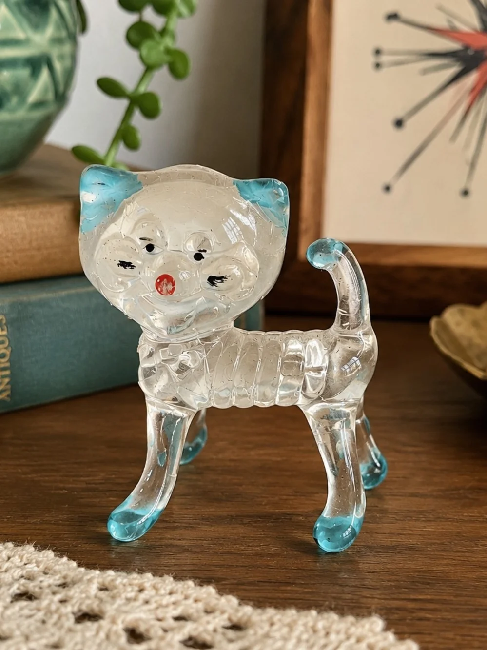 Vintage Mid-Century Hong Kong Clear Lucite Acrylic Plastic Cat Figurine Blue Acc
